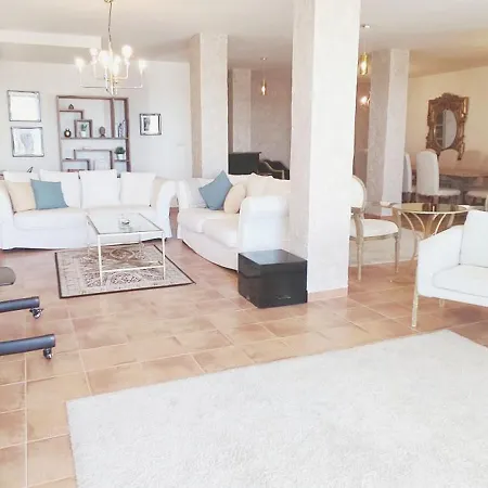 Holiday home Stylish 3 Bedroom, 2 Bath With Sun Terrace, Gorgeous Sea Views, Air Conditioning, Wi-fi & Communal Swimming Pool