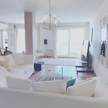 Stylish 3 Bedroom, 2 Bath With Sun Terrace, Gorgeous Sea Views, Air Conditioning, Wi-fi & Communal Swimming Pool *