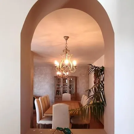 Сasa de vacaciones Stylish 3 Bedroom, 2 Bath With Sun Terrace, Gorgeous Sea Views, Air Conditioning, Wi-fi & Communal Swimming Pool